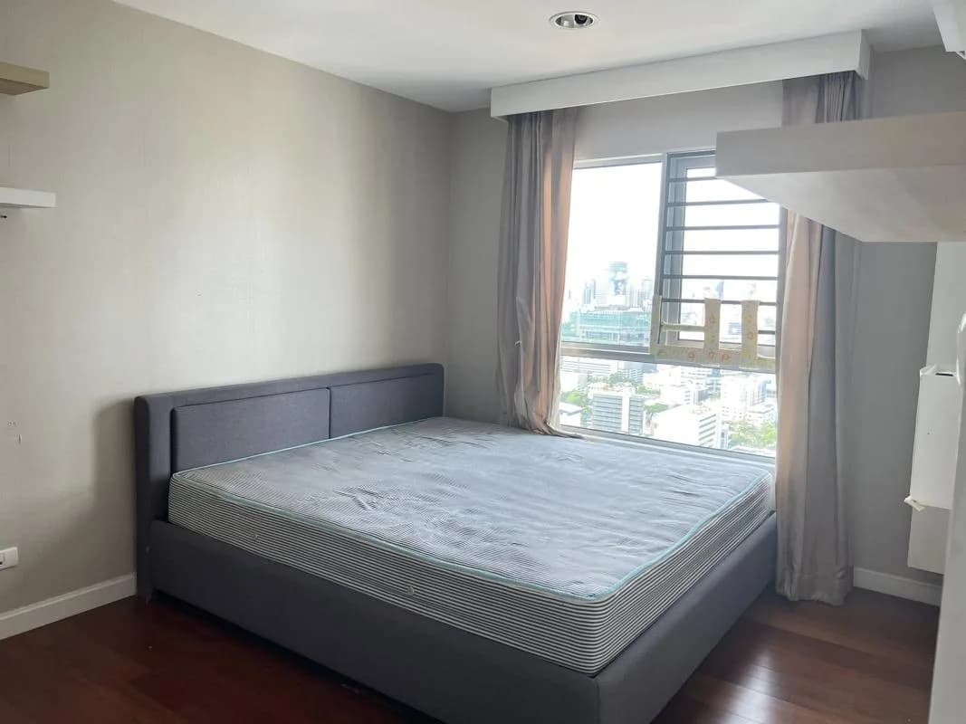 Belle Grand Rama 9 — photo 14
