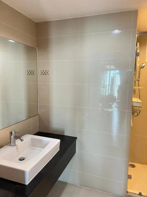 Belle Grand Rama 9 — photo 19