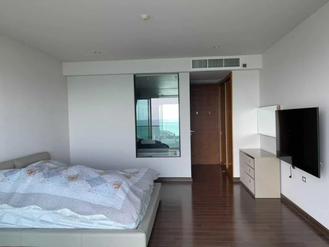 Movenpick White Sand Beach — photo 8