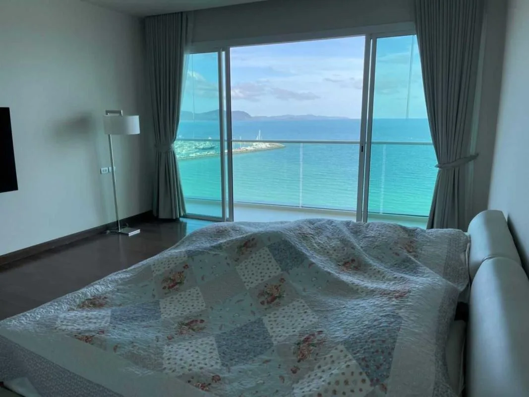 Movenpick White Sand Beach — photo 9