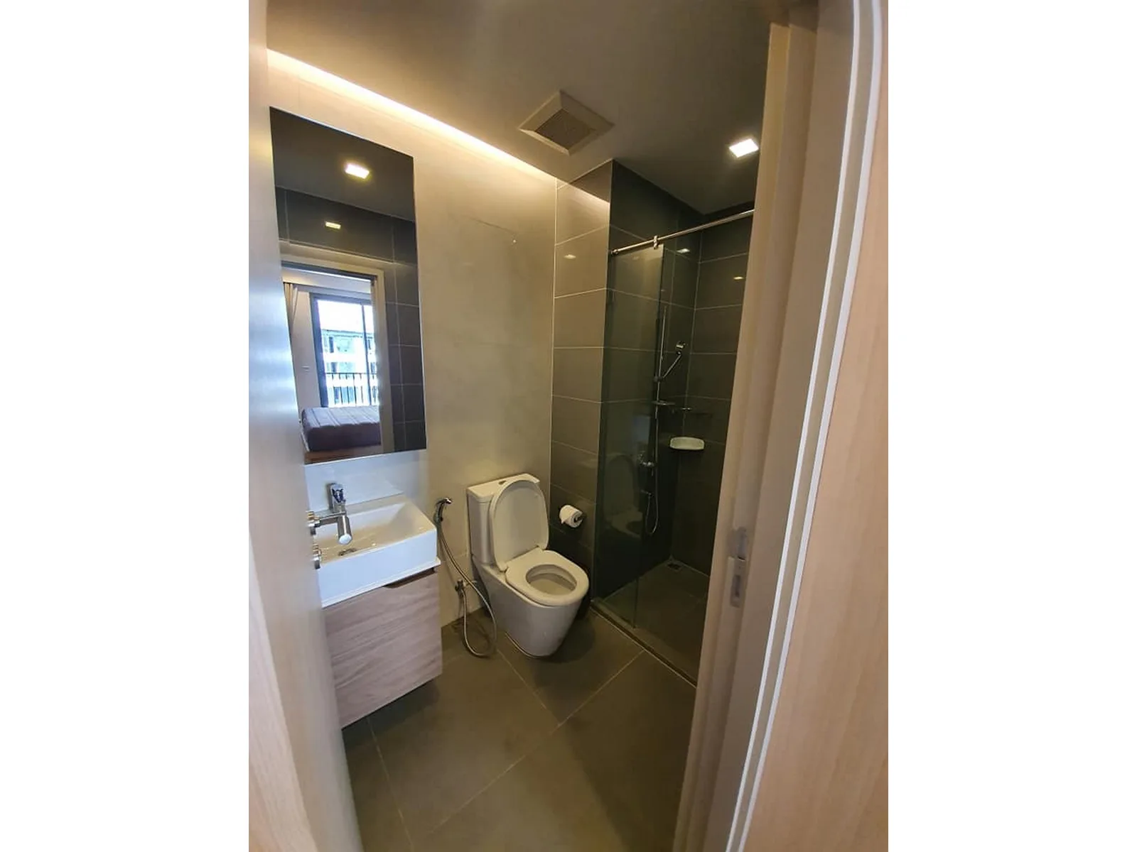 M Thonglor 10 — photo 13