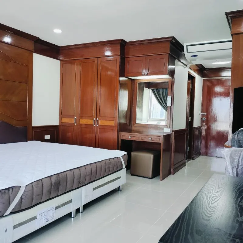 Sukhumvit Suite — photo 1