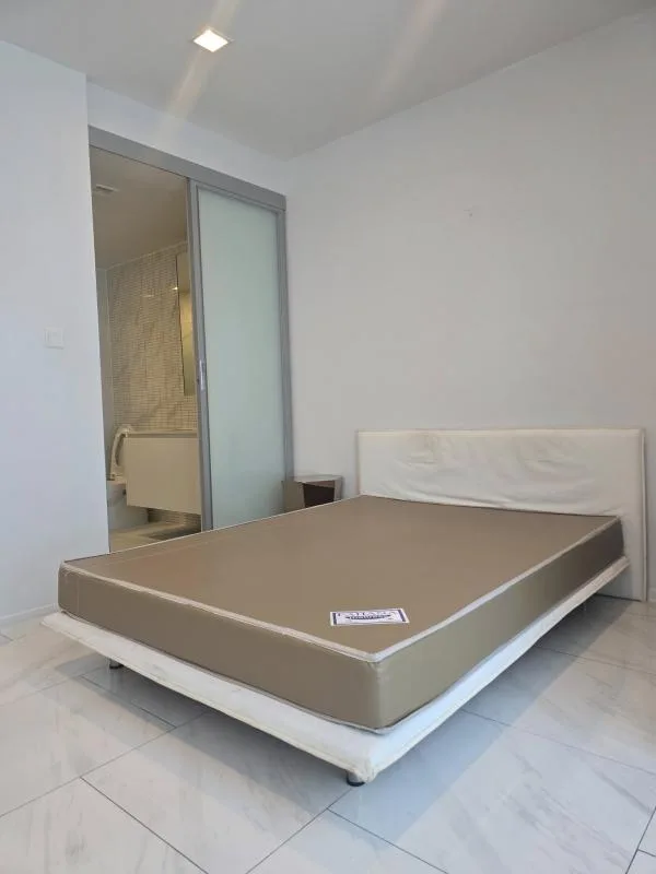 Hyde Sukhumvit 11 — photo 1