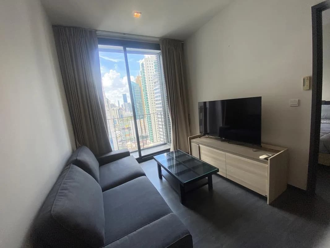 Edge Sukhumvit 23 — photo 2
