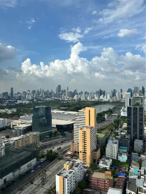 Life Rama 4 - Asoke — photo 17
