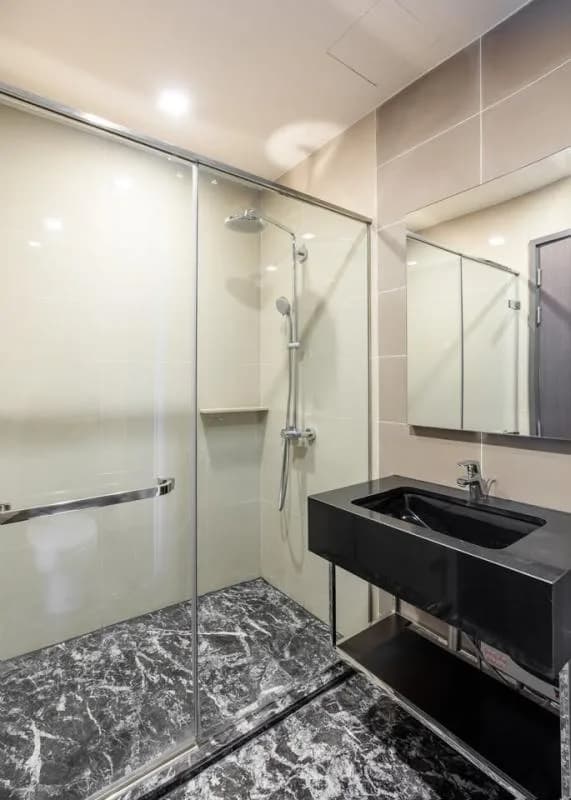Edge Sukhumvit 23 — photo 11