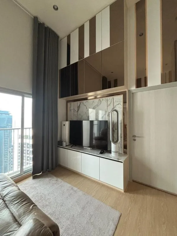 Noble Revolve Ratchada — photo 1
