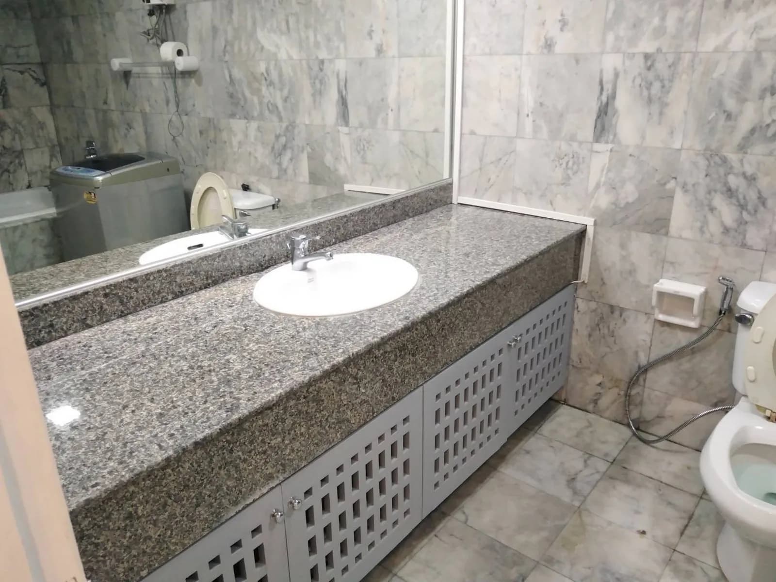 State Tower — photo 13