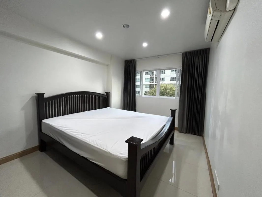 Thonglor Tower — photo 6
