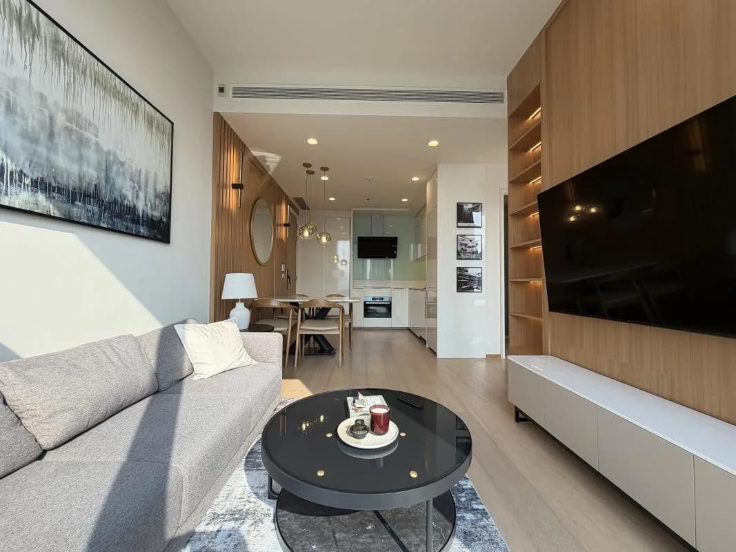 Anil Sathorn 12 — photo 2