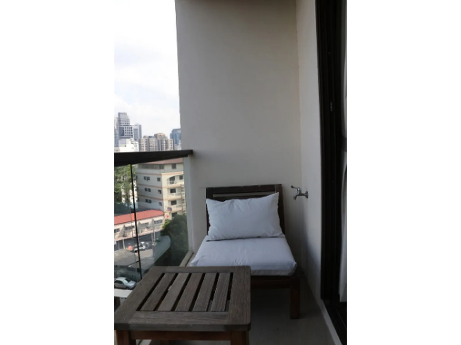Xvi - The Sixteenth Condominum — photo 2