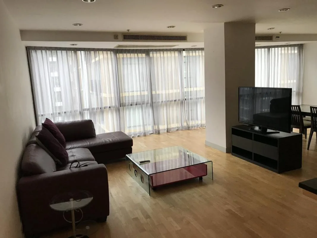 The Royal Place 1 — photo 1