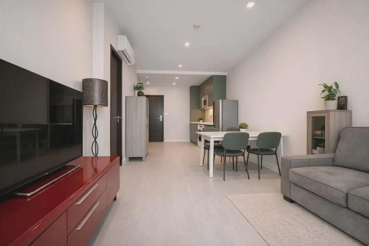 Sky Walk Condominium — photo 2
