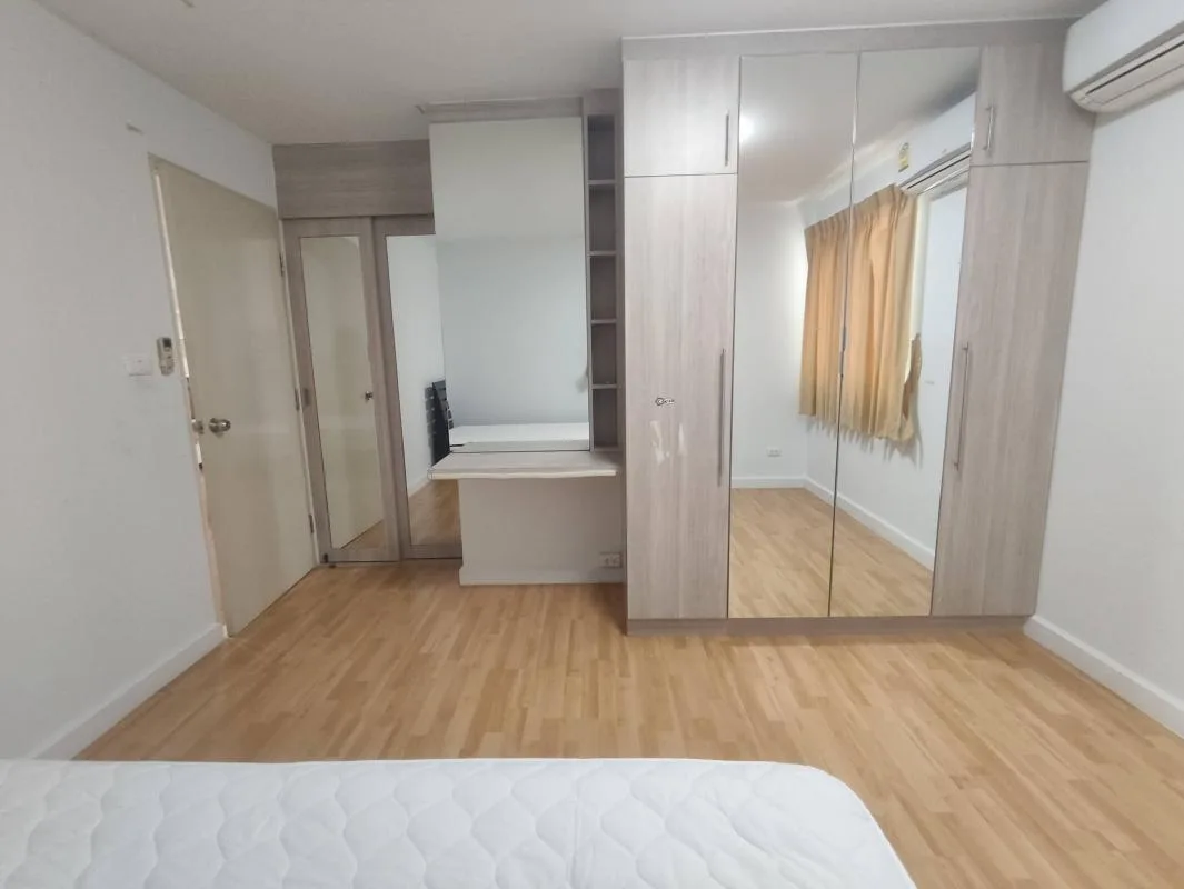 Condo One Ratchada - Ladprao — photo 7