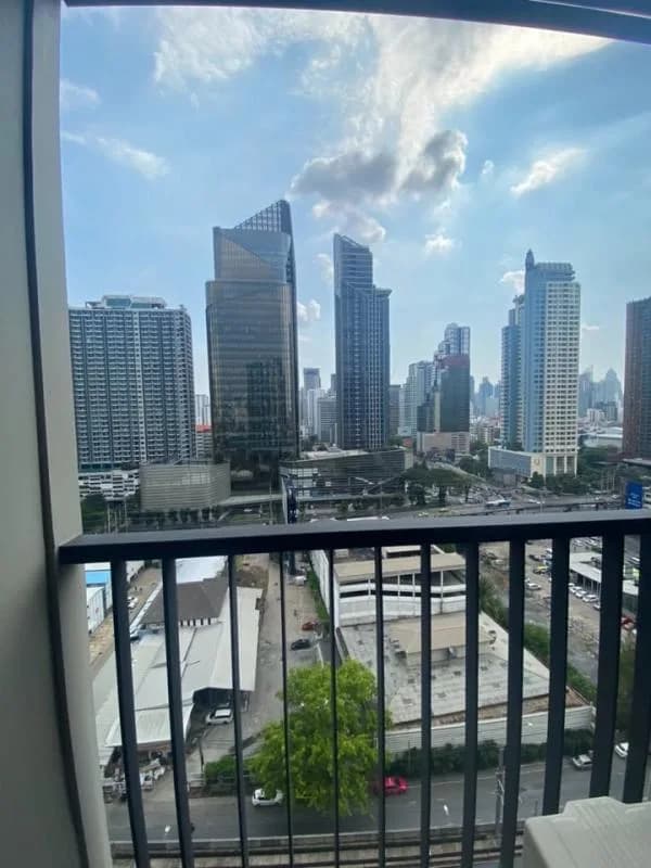 Life Asoke — photo 13