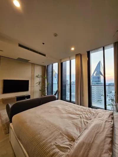 Noble Ploenchit