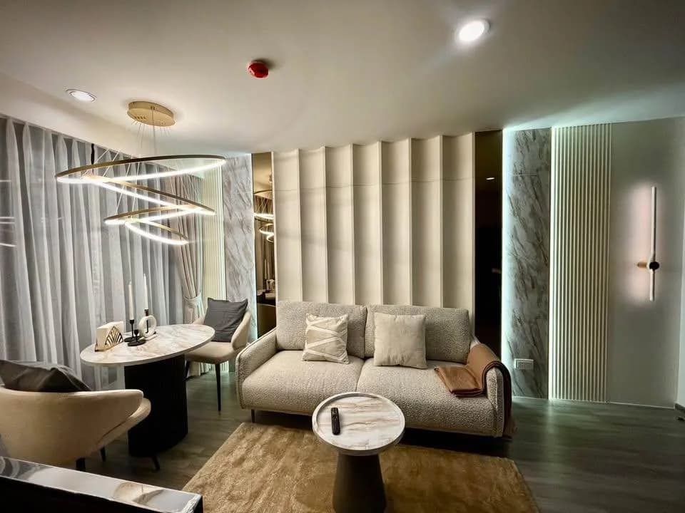 Ideo Mobi Sukhumvit 40 — photo 4