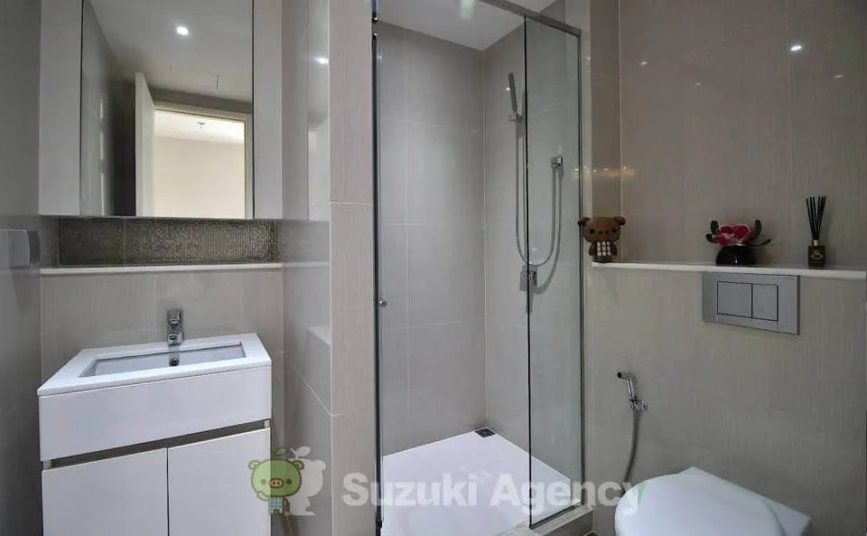 H Sukhumvit 43 — photo 11