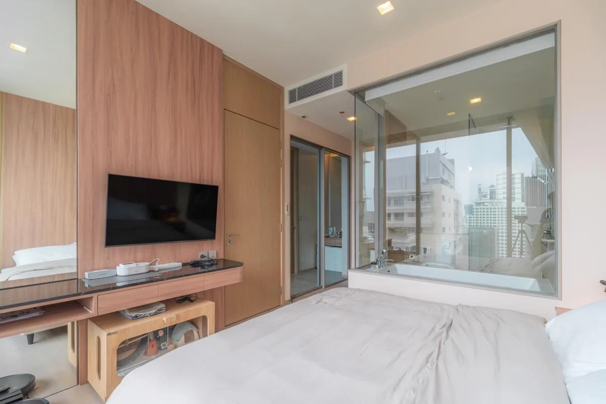 The Esse Asoke — photo 11