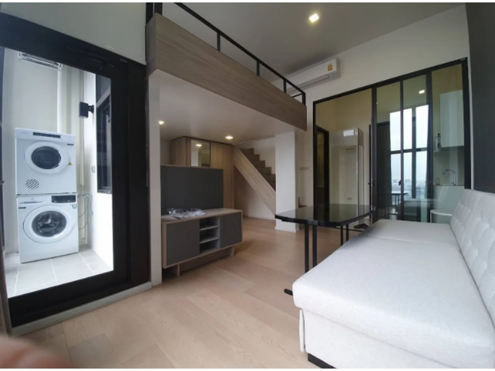 Chewathai Residence Asoke — photo 2