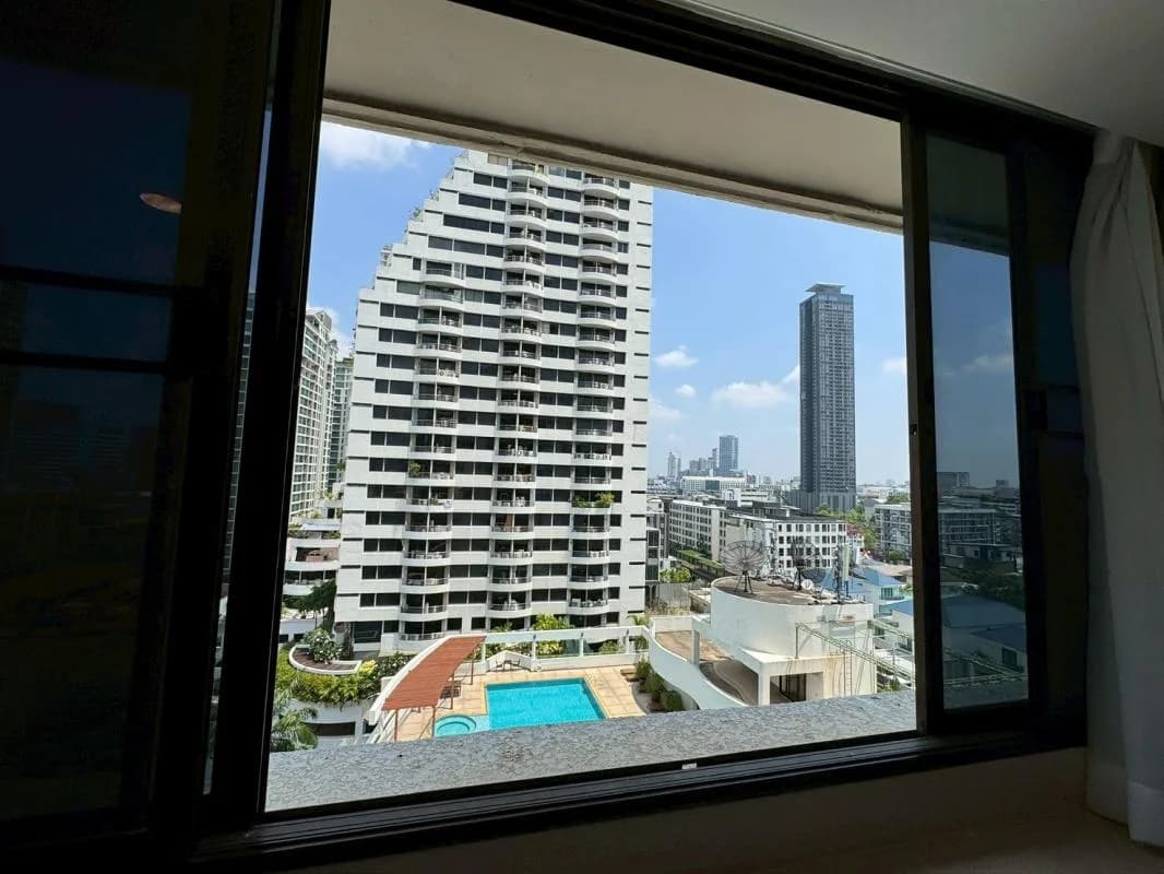 Supalai Place — photo 13