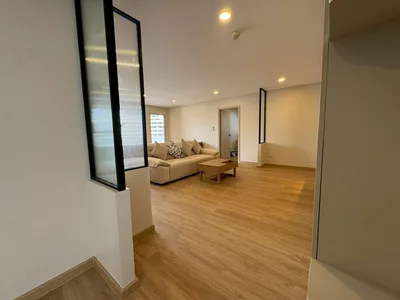 Supalai Place