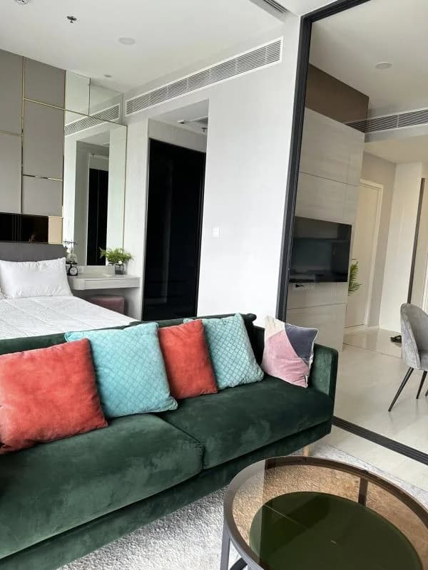 Mazarine Ratchayothin — photo 8