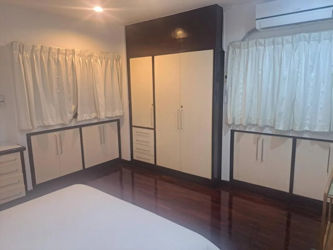 Siam Penthouse 1 — photo 9