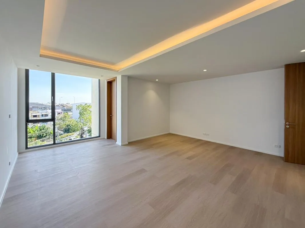 Townhome Pridi 14 — photo 18