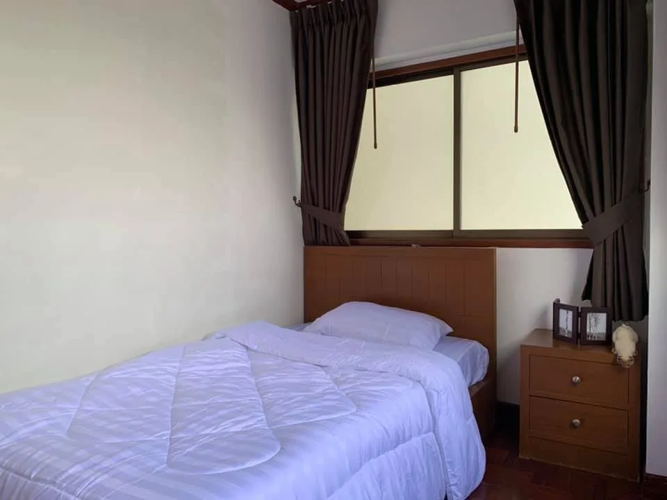 Thonglor Tower — photo 3