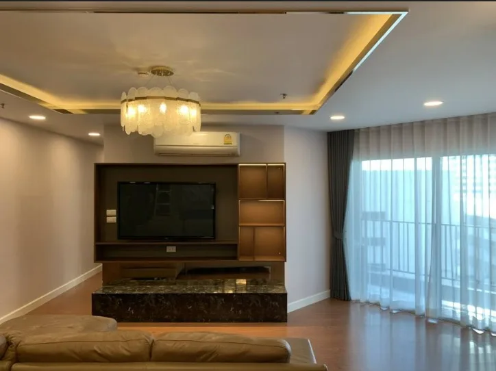 Belle Grand Rama 9 — photo 2