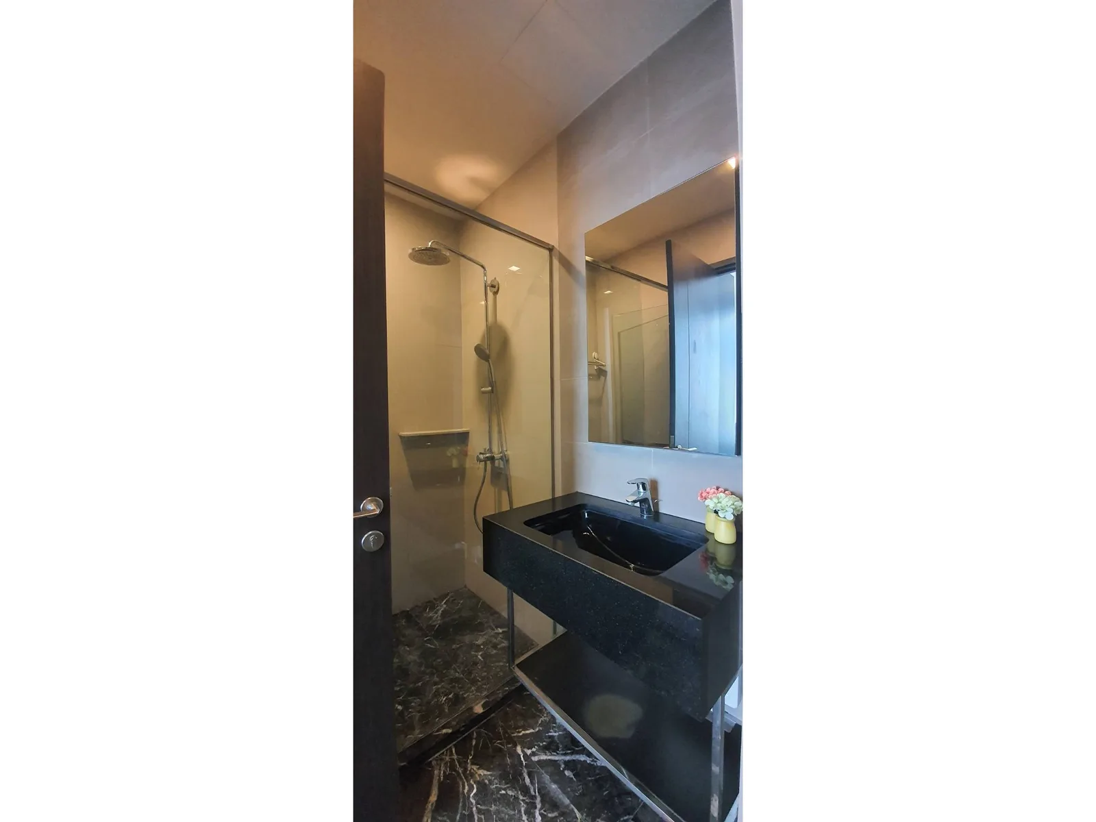 Edge Sukhumvit 23 — photo 7