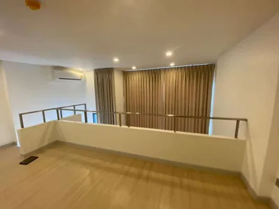 Knightsbridge Prime Sathorn