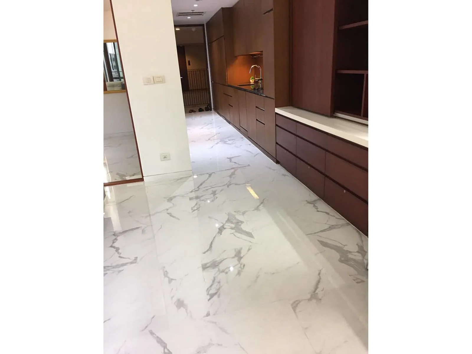 Hansar Rajdamri — photo 1