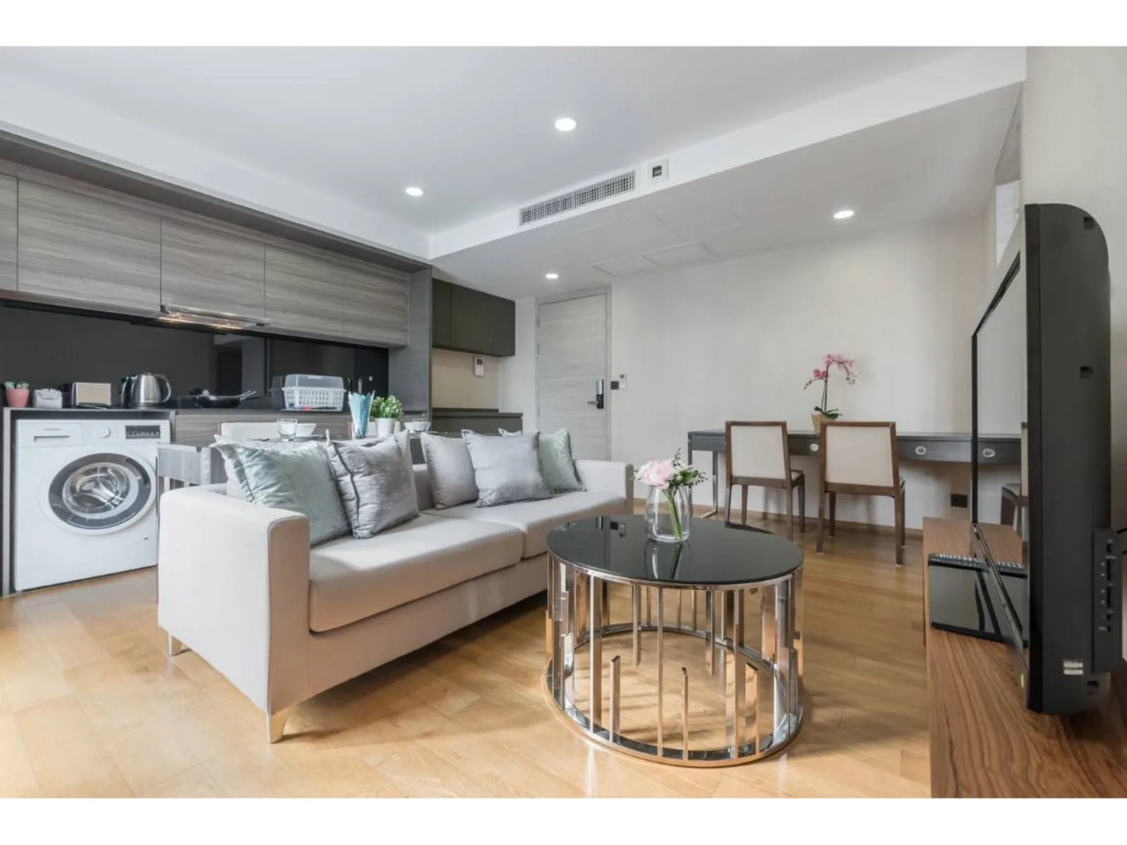 Klass Condo Langsuan — photo 5