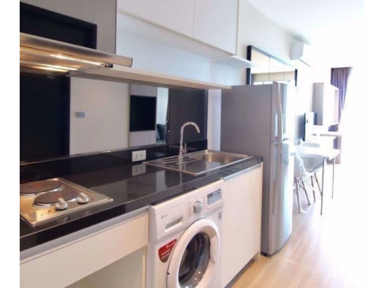 Sky Walk Condominium — photo 4