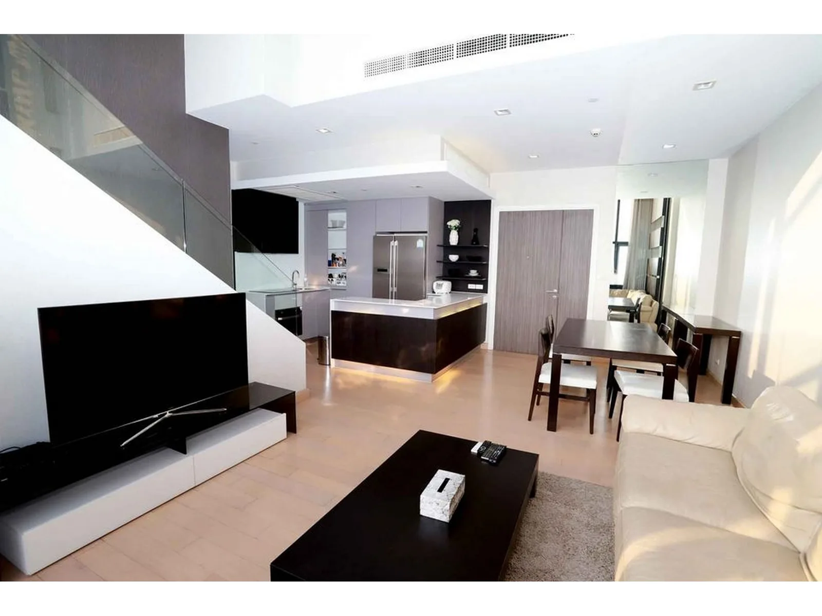 Urbano Absolute Sathon - Taksin — photo 2