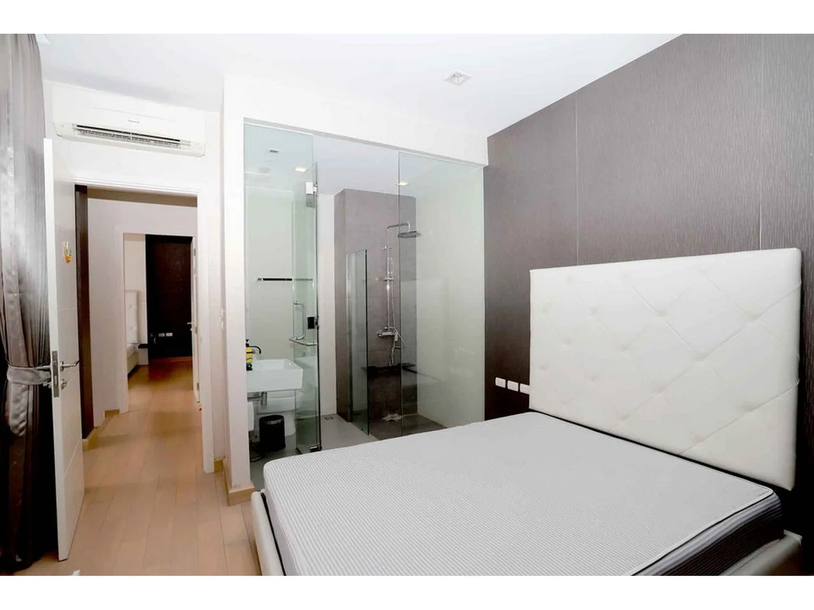 Urbano Absolute Sathon - Taksin — photo 8