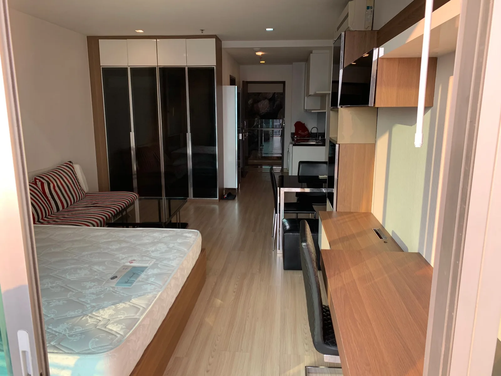 Sky Walk Condominium — photo 1