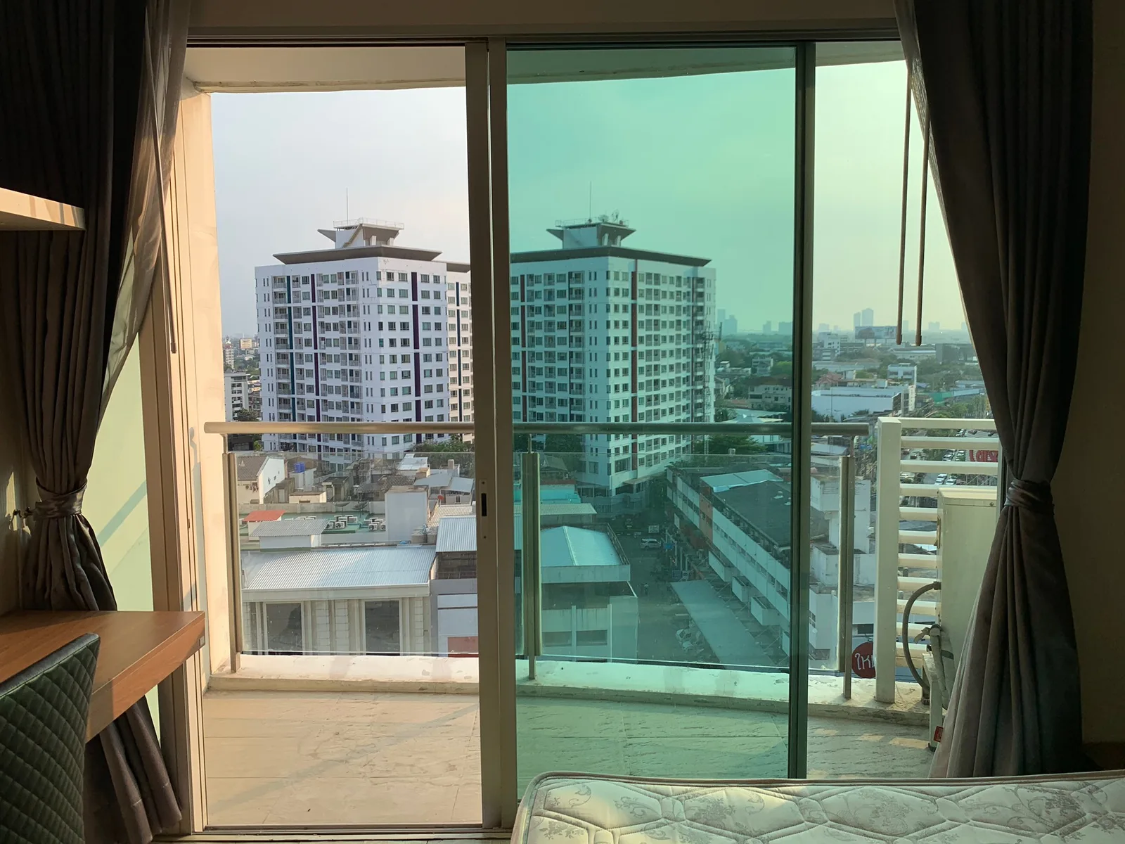 Sky Walk Condominium — photo 2