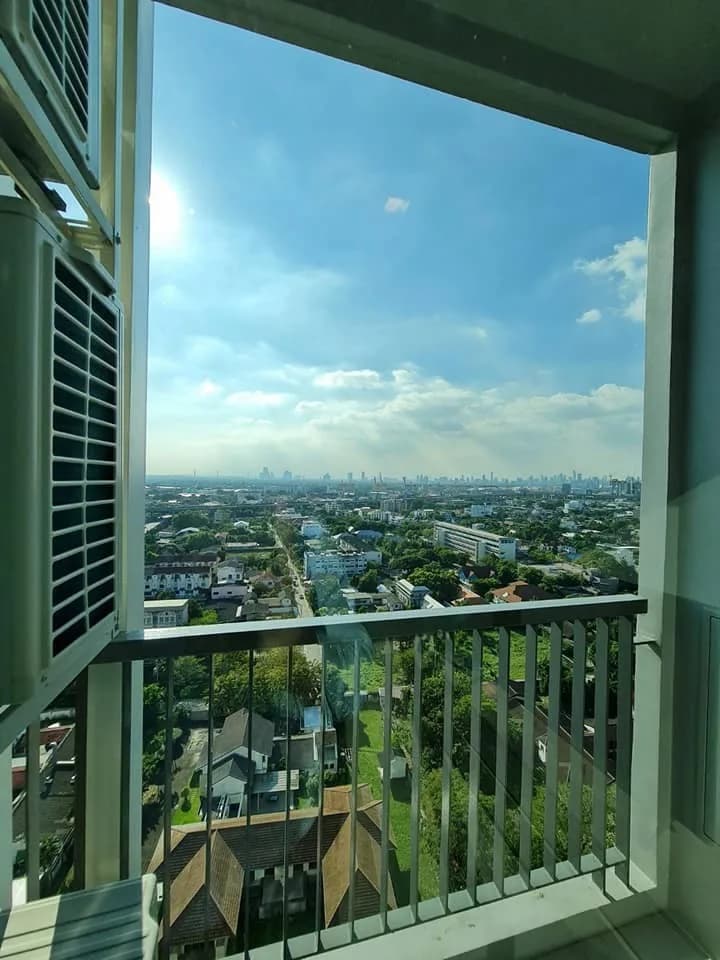 Life Sukhumvit 62 — photo 8