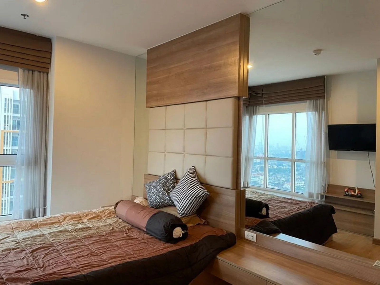 The Parkland Grand Taksin — photo 5
