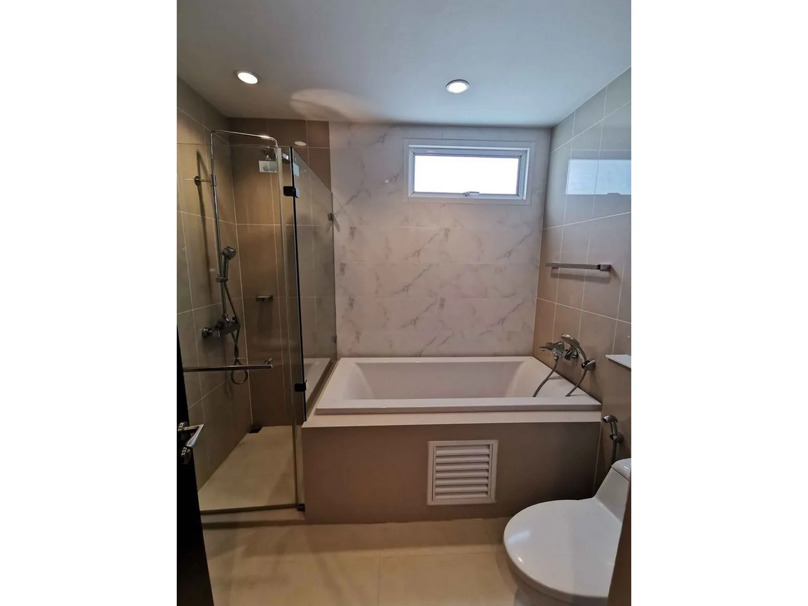 Leticia Rama 9 — photo 13