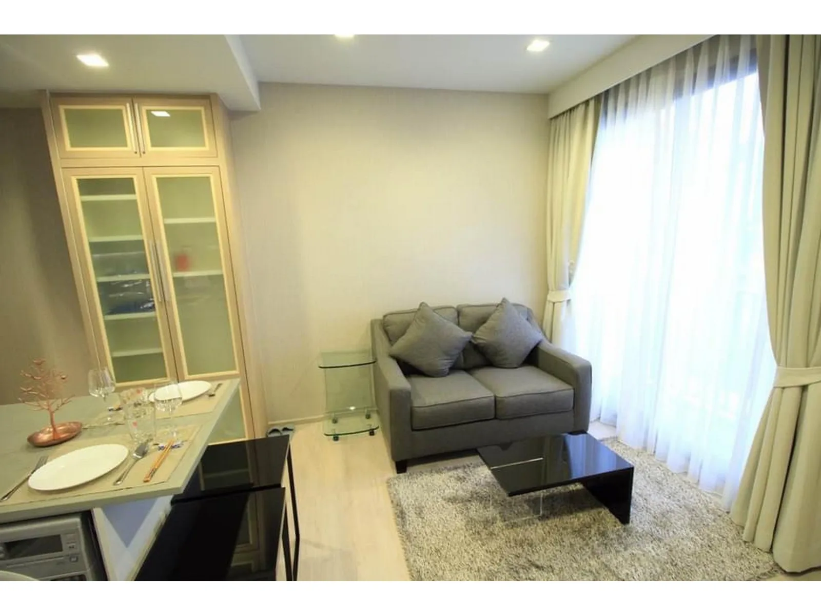 M Thonglor 10 — photo 3