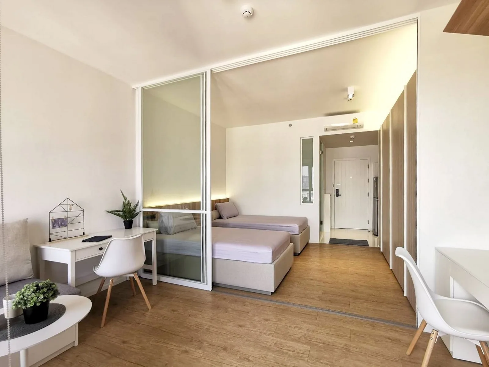 TRIPLE Y RESIDENCE — photo 8