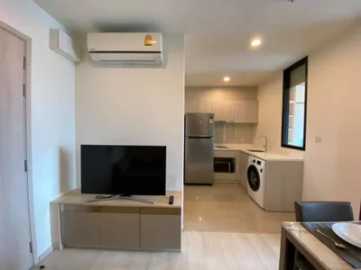 LIFE Asoke - Rama 9