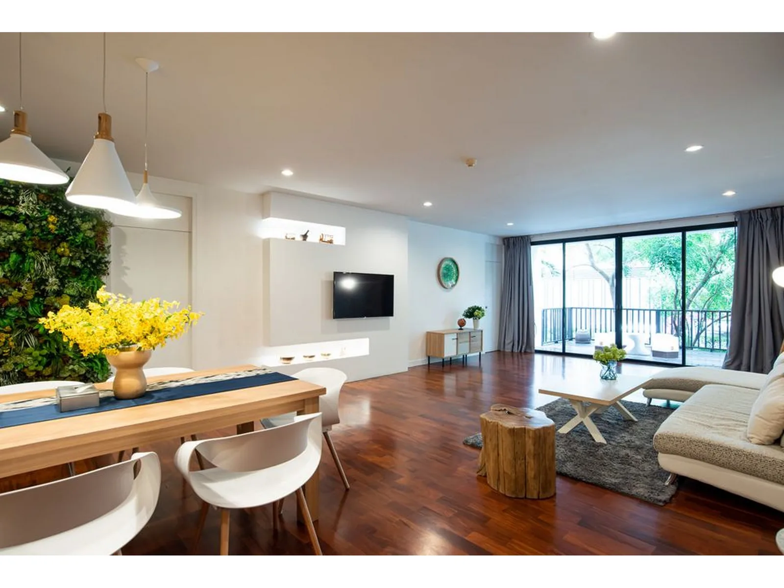Benviar Tonson Residence — photo 1