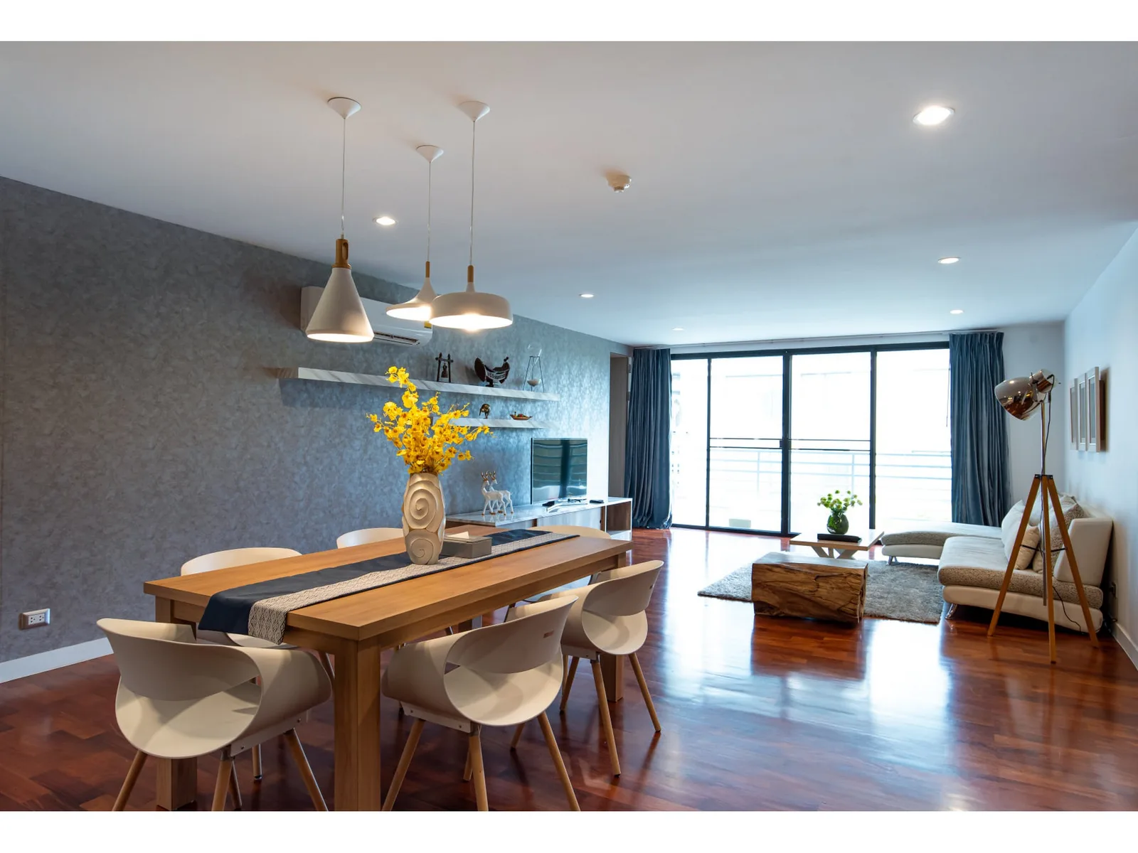 Benviar Tonson Residence — photo 2