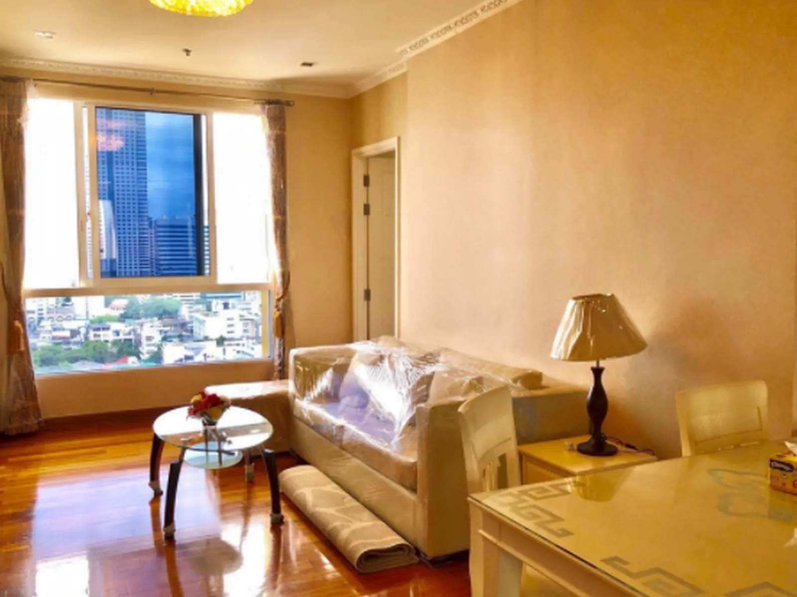 Ivy Sathorn 10 — photo 2