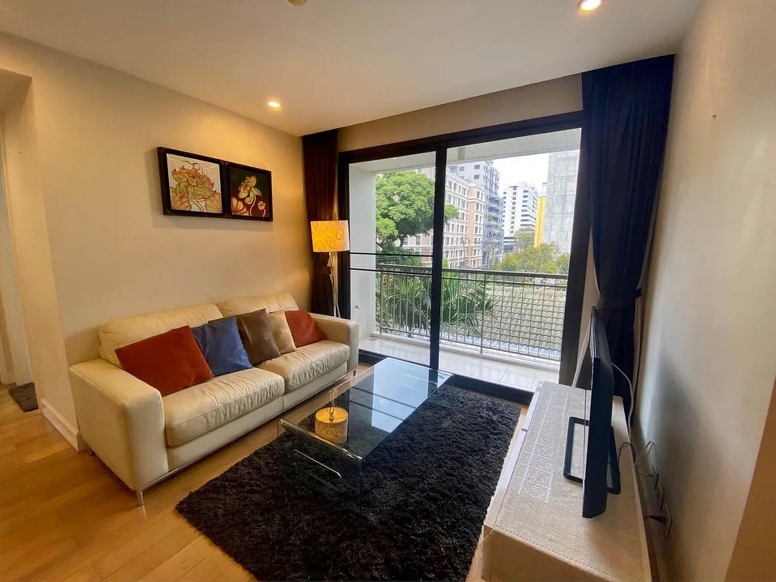 Collezio Sathorn - Pipat — photo 1